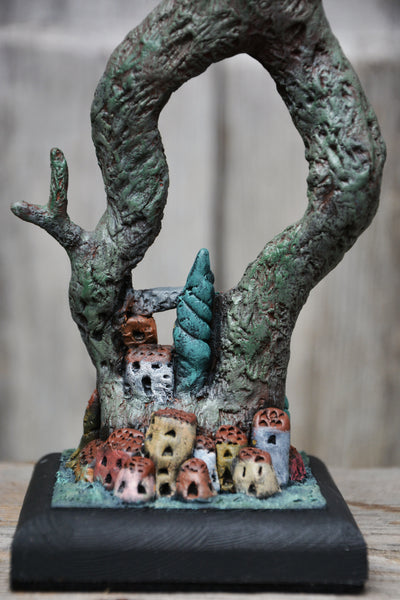 SHE WHO SHELTERS by artist Gioconda Pieracci of Pupillae Art Dolls