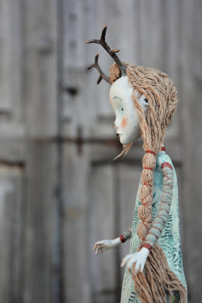SARNA, THE SHY GUARDIAN by featured artist Gioconda Pieracci of Pupillae Art Dolls