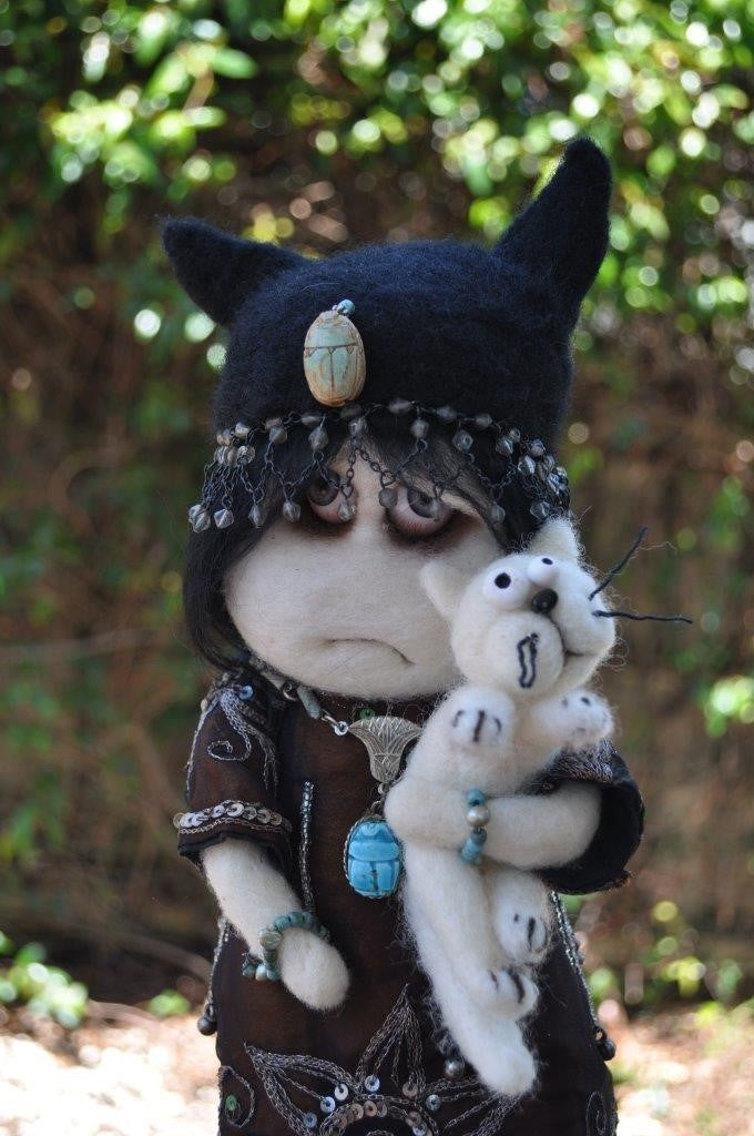 BASTET, The Lady of Dread by artist Dolldrums