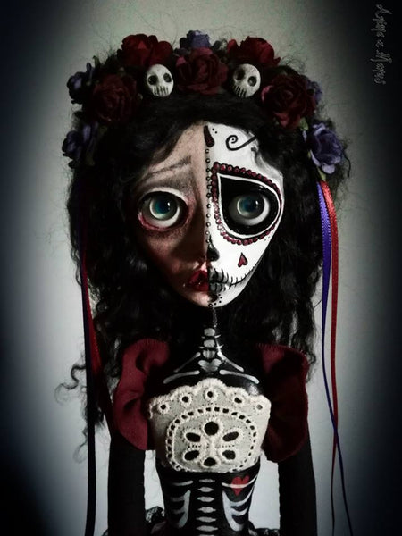 MORTIA: BETWEEN LIFE AND DEATH by artist Ioanna Tsouka (Anima ex Manus Art Dolls)