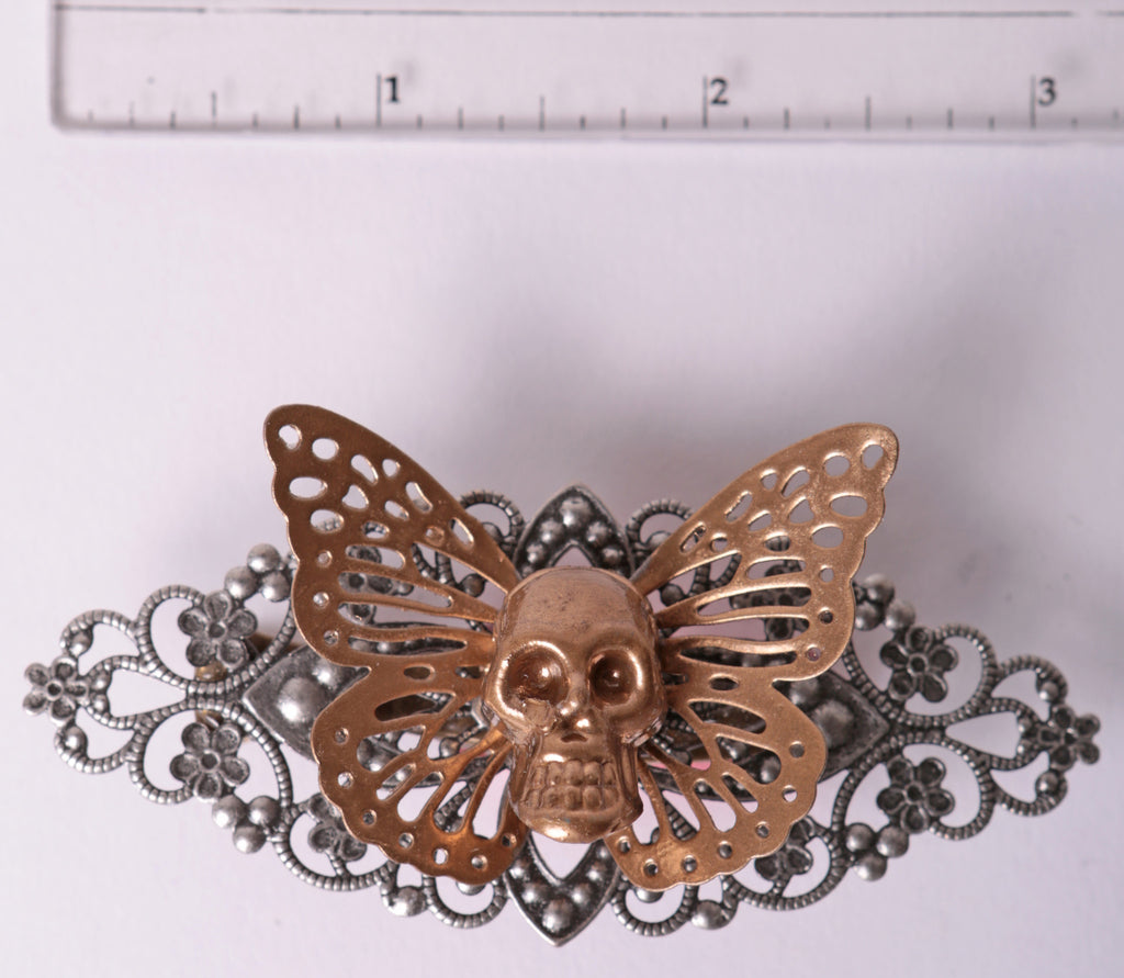 "In Life Eight Hair Clip" by artist Jen Raven