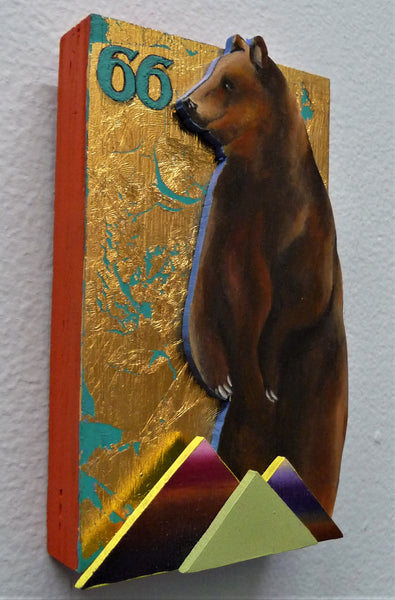 EL OSO (The Bear) #66 by artist Sarah Polzin