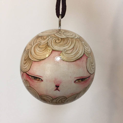 Kinn: Gold Sheep Ornament by artist Yishu Wang