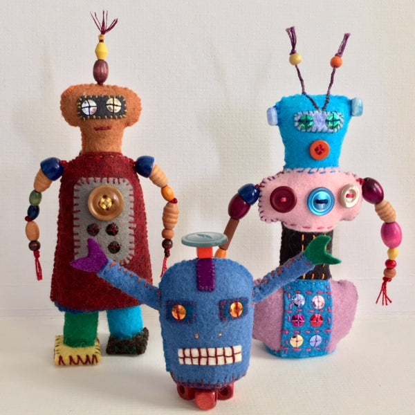 INDUSTRIOUS ROBOT by artist Ulla Anobile