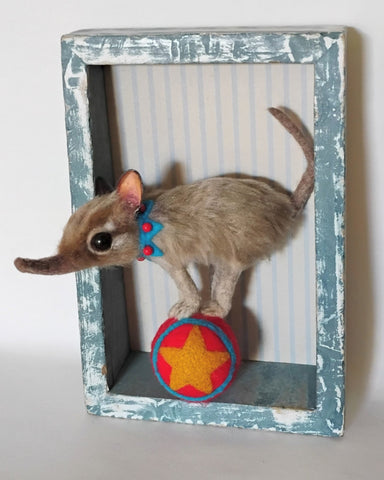 71 EL ELEFANTE (The Elephant) / Cecil the Circus Elephant Shrew by artist Julie B