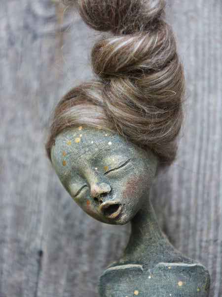 32 EL MÚSICO (The Musician) by artist Gioconda Pieracci of Pupillae Art Dolls