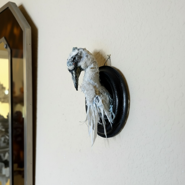 19 LA GARZA (The Heron) by artist Ilaria Vestri of Disfairy
