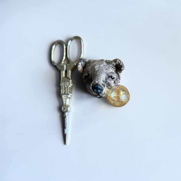 66 EL OSO (The Bear) by artist Ilaria Vestri of Disfairy