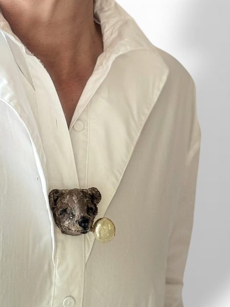 66 EL OSO (The Bear) by artist Ilaria Vestri of Disfairy