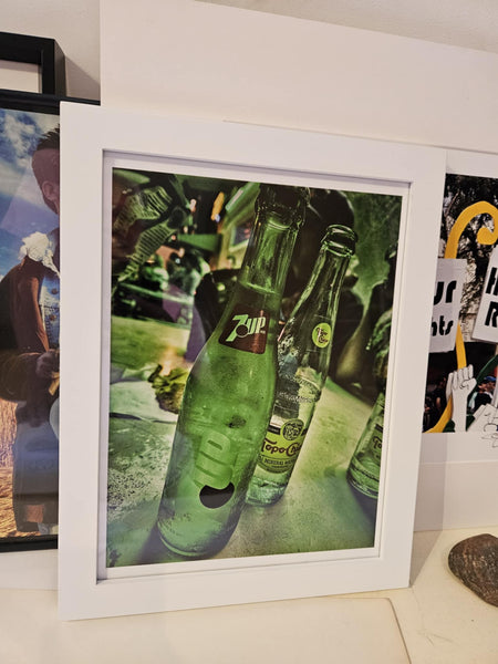 8 LA BOTELLA (The Bottle) by artist Ángela María Ortiz S.