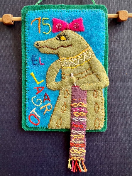 75 EL LAGARTO (The Alligator) / Crocheting Crocodile by artist Ulla Anobile