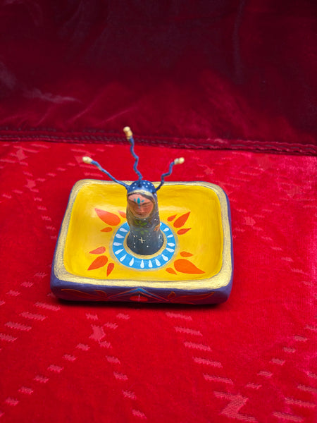 INTENTION KEEPER by artist Phoenix Glass
