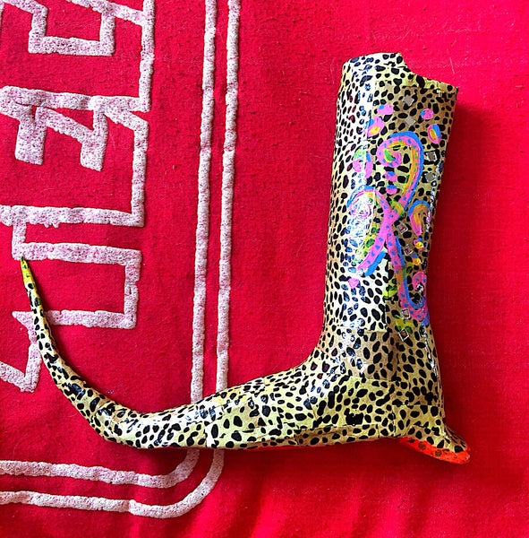 22 LA BOTA (The Boot) by artist Lauren Arriola