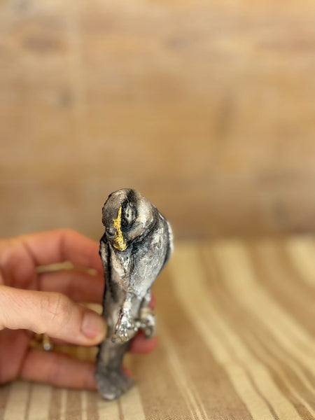 PERCIVAL WREN (bird brooch) by artist Disfairy