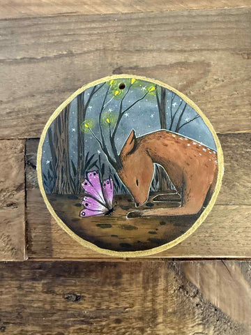 MAJESTIC BOWING ornament by artist Malathip