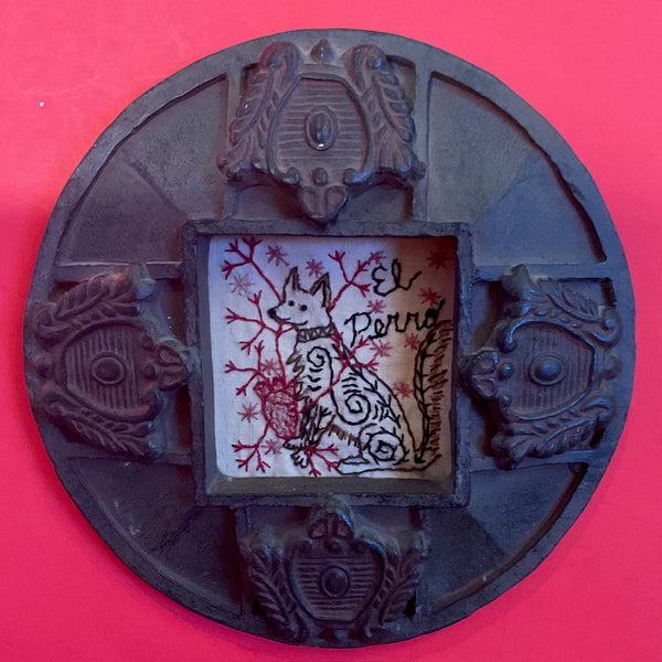 68 EL PERRO POLICIA by artist Mavis Leahy