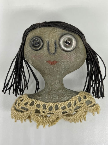 PORTRAIT 8 BROOCH by artist Nola Hart