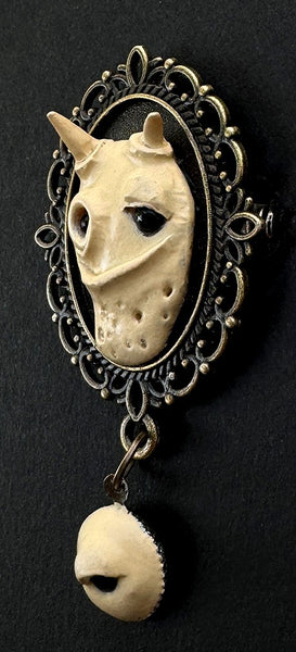 CYNDI brooch by artist Nora Thompson